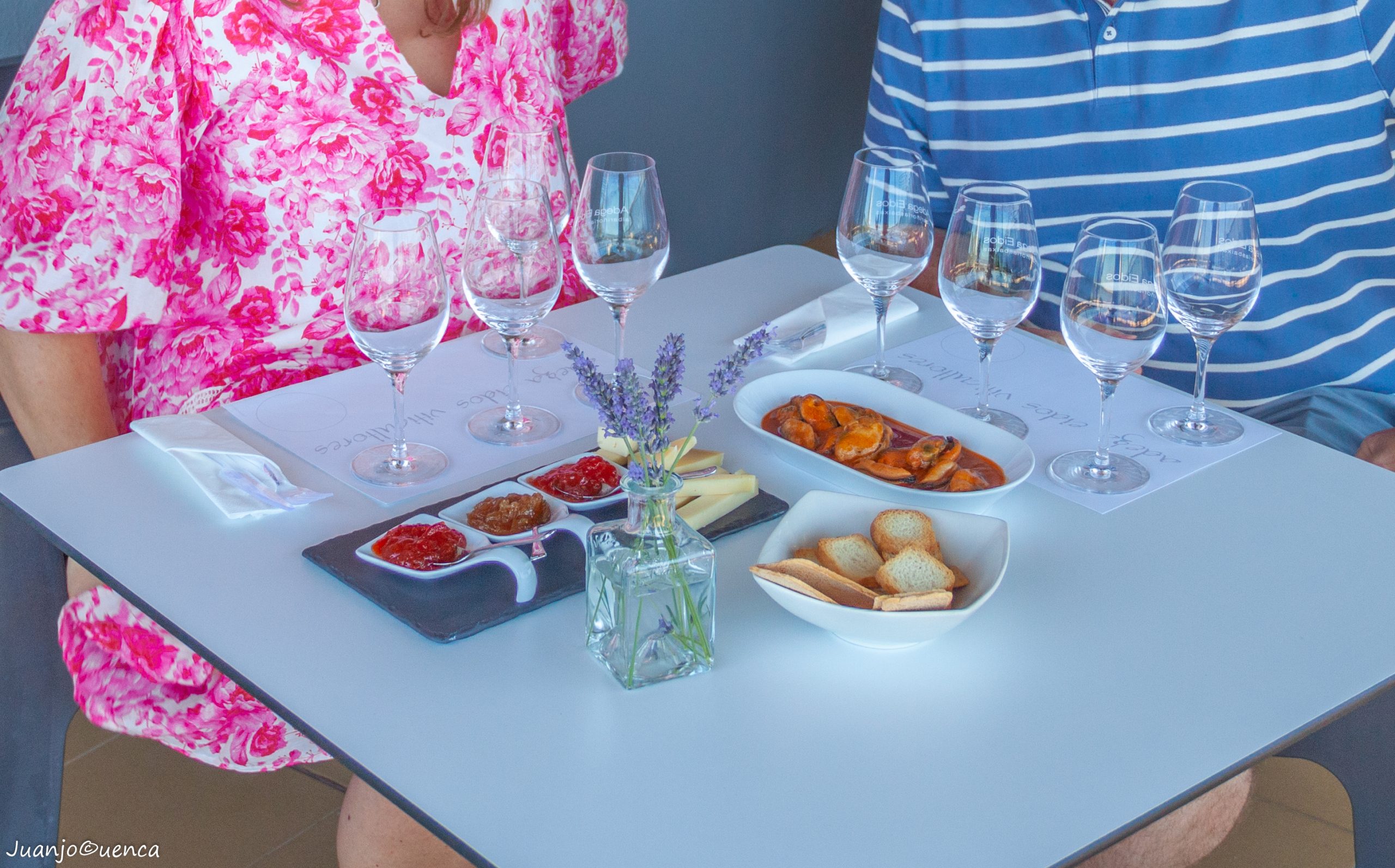 Tapas and Albariño wine