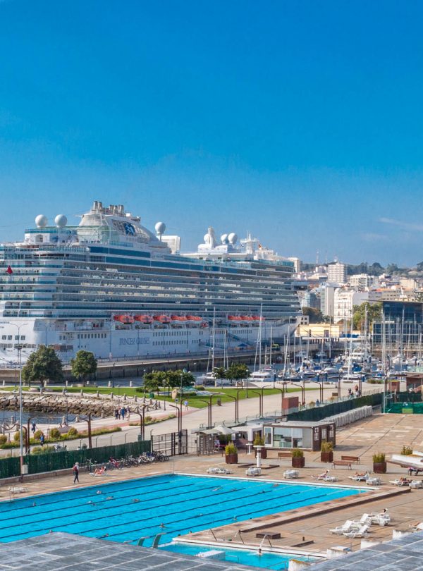 La Coruña cruise ship terminal