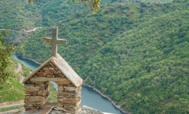 Ribeira Sacra Sil river canyon