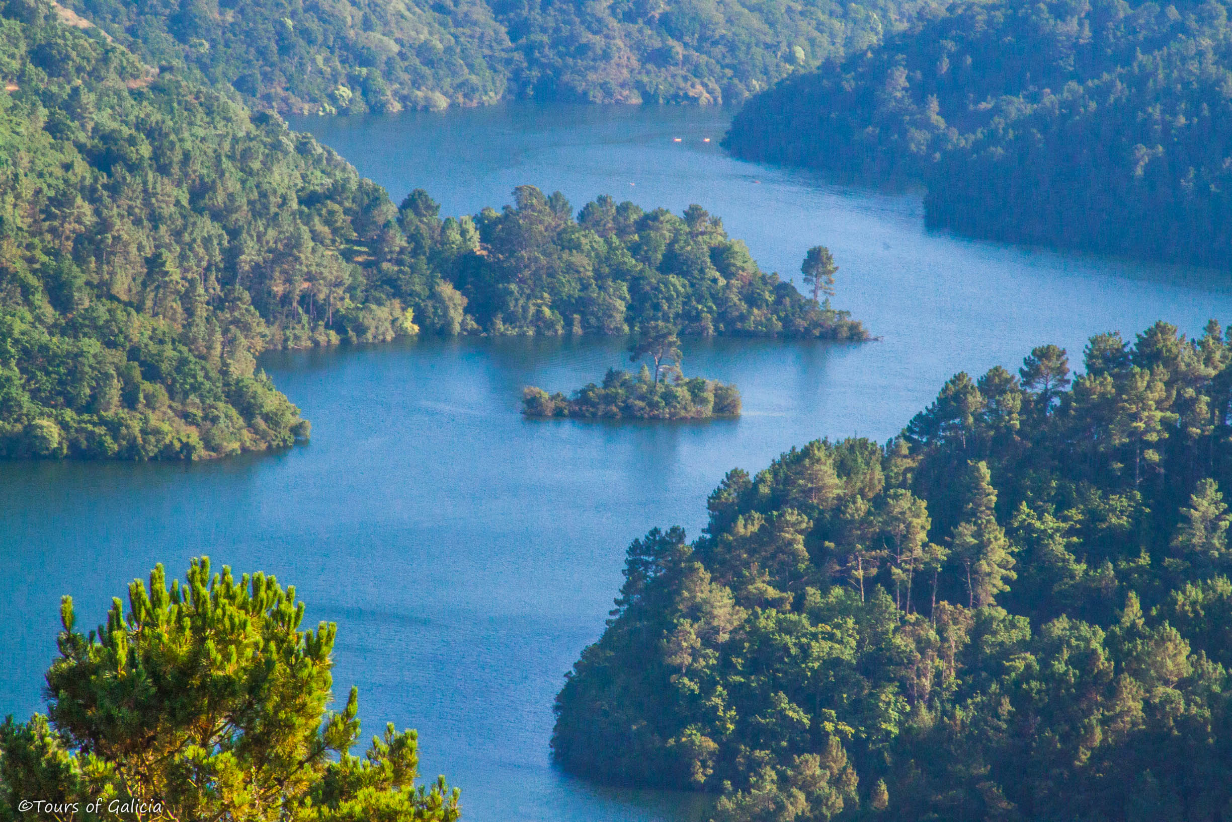Ribeira Sacra Miño river