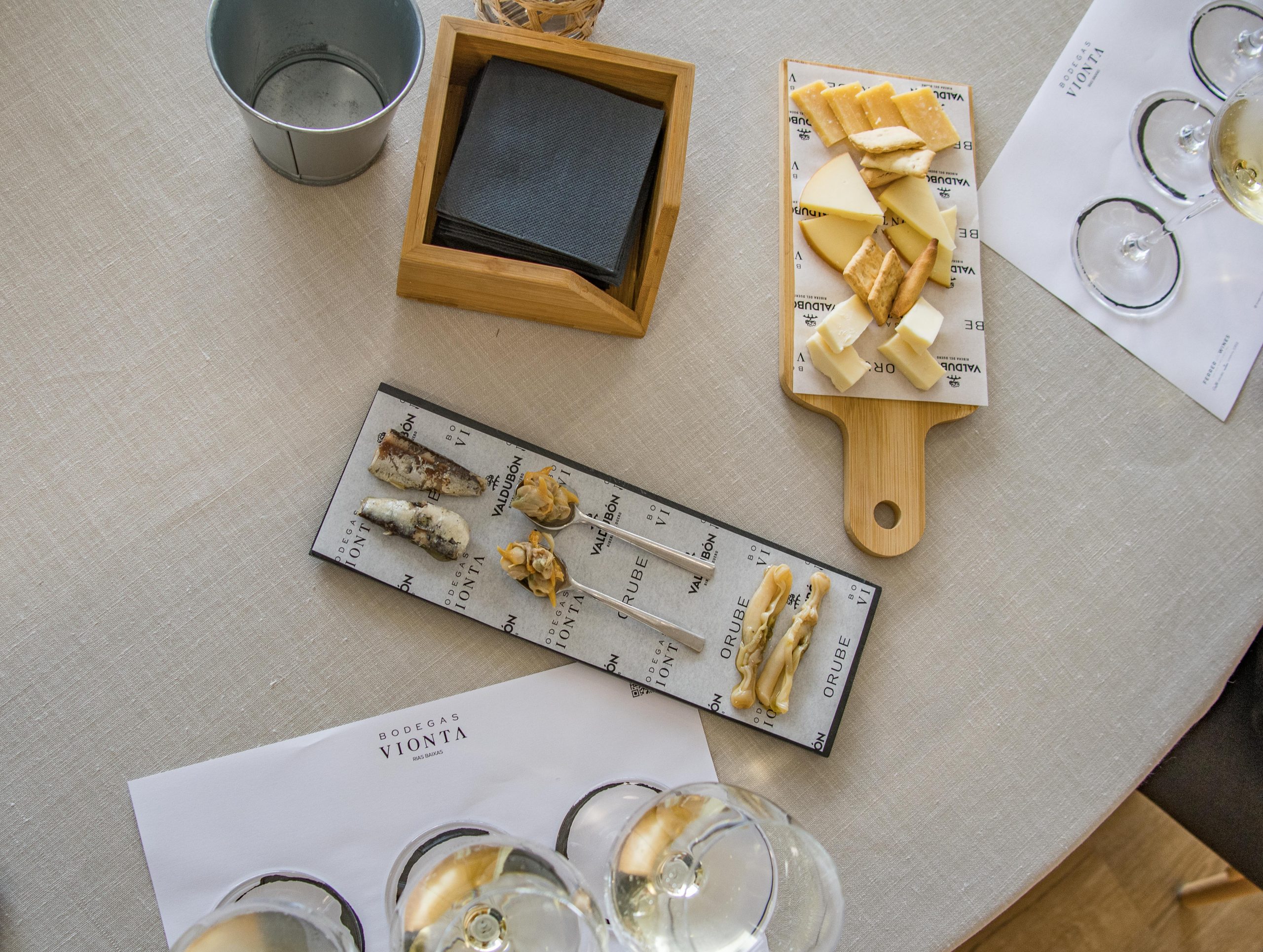 Elegant plated Michelin-starred lunch with wine pairing.